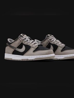 Nike Dunk Low GS College Grey Black White Size 5Y Pre-owned